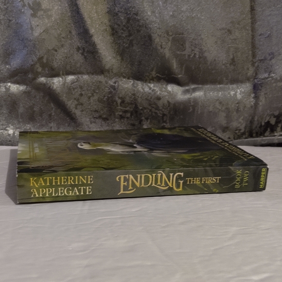 Ending The First. By Katherine Applegate. Book Two Of Series. Harper publishing - Picture 3 of 6